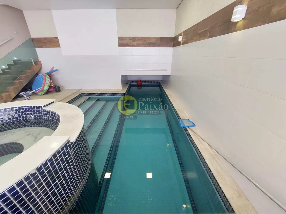Casa, 3 quartos, 203 m² - Foto 1