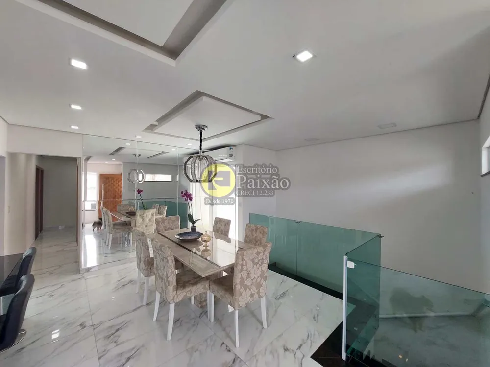 Casa, 3 quartos, 203 m² - Foto 4