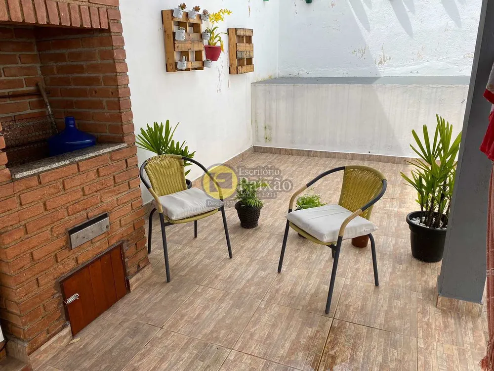 Casa, 3 quartos, 250 m² - Foto 12