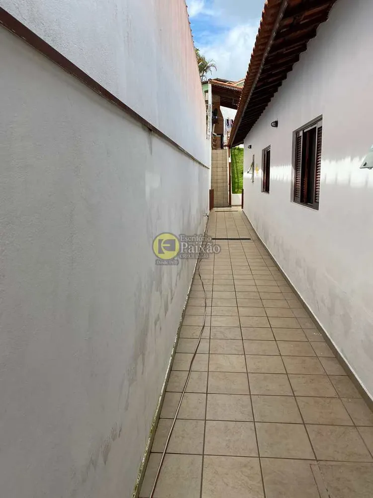Casa, 3 quartos, 250 m² - Foto 15
