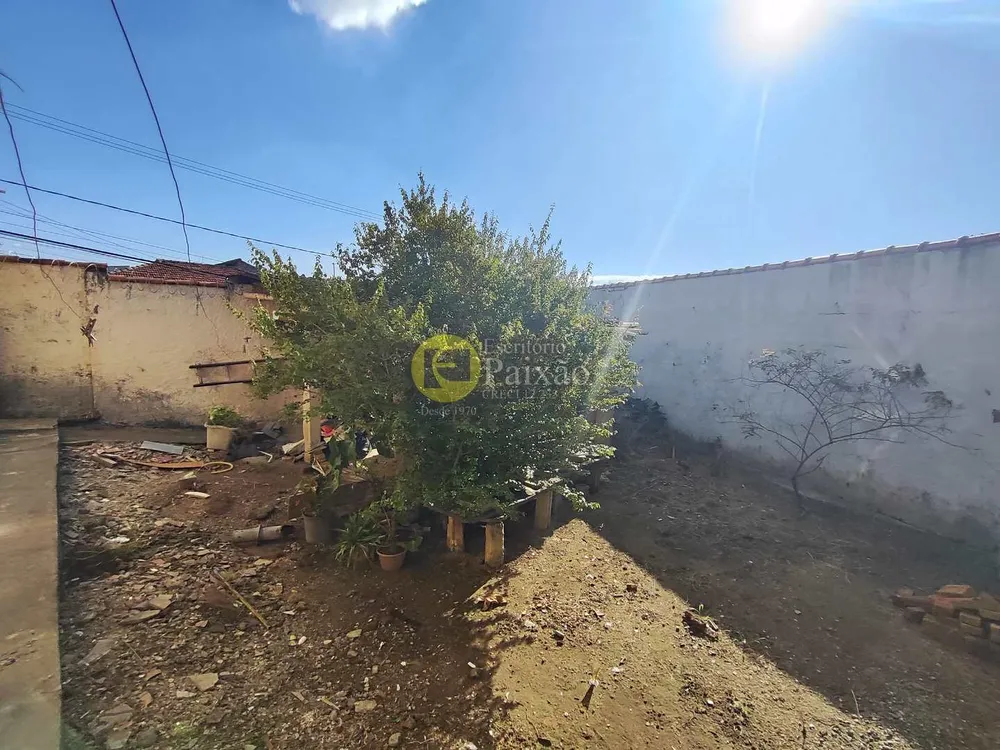 Casa, 3 quartos, 300 m² - Foto 1