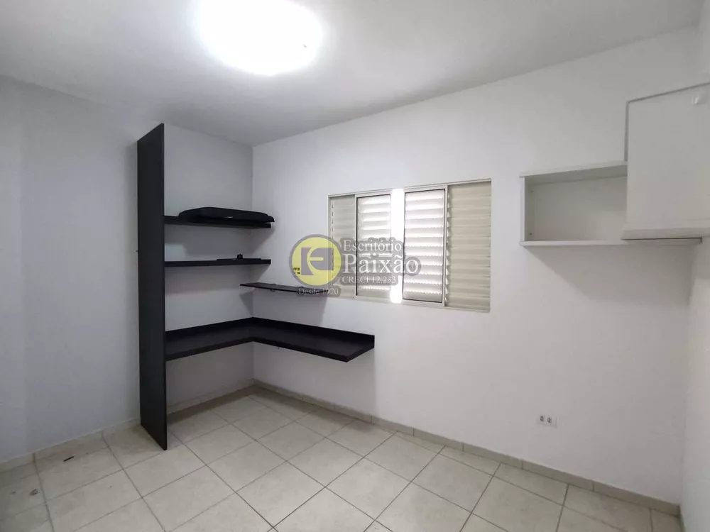 Casa à venda com 2 quartos, 187m² - Foto 8