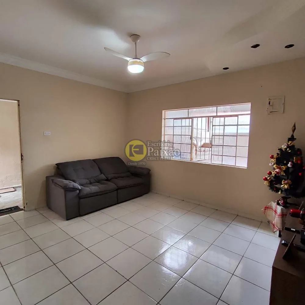 Casa, 3 quartos, 157 m² - Foto 4
