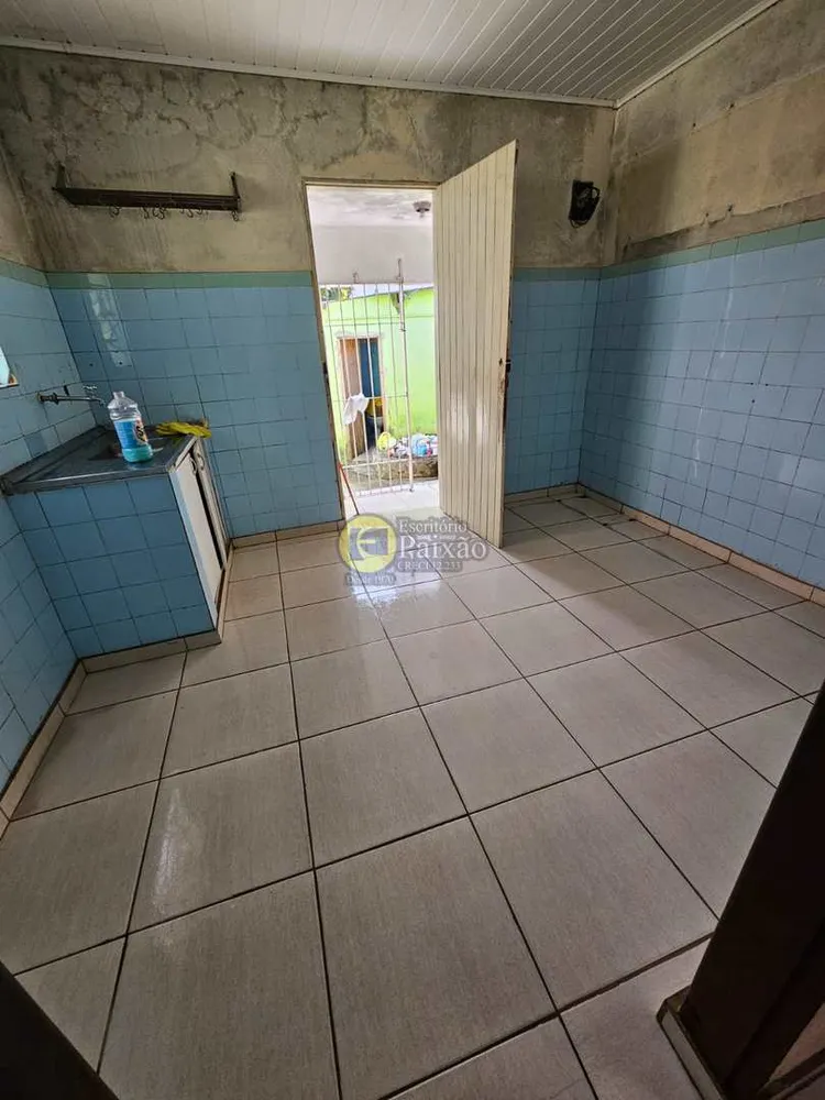 Casa, 3 quartos, 224 m² - Foto 2