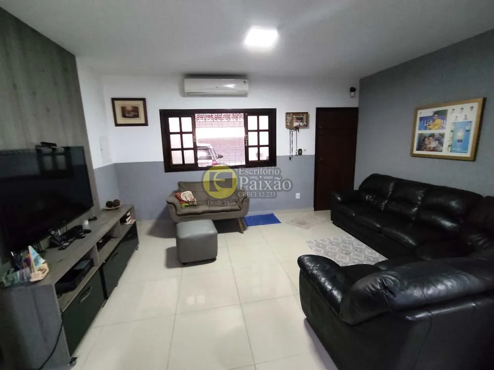 Sobrado, 4 quartos, 200 m² - Foto 1