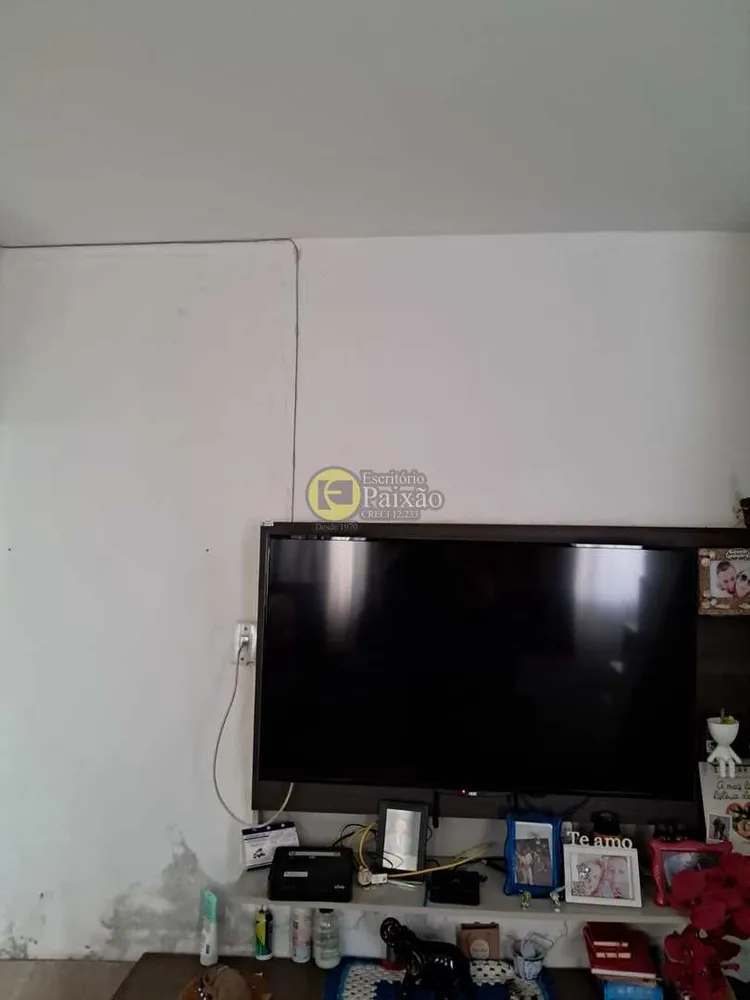 Casa, 2 quartos, 421 m² - Foto 1