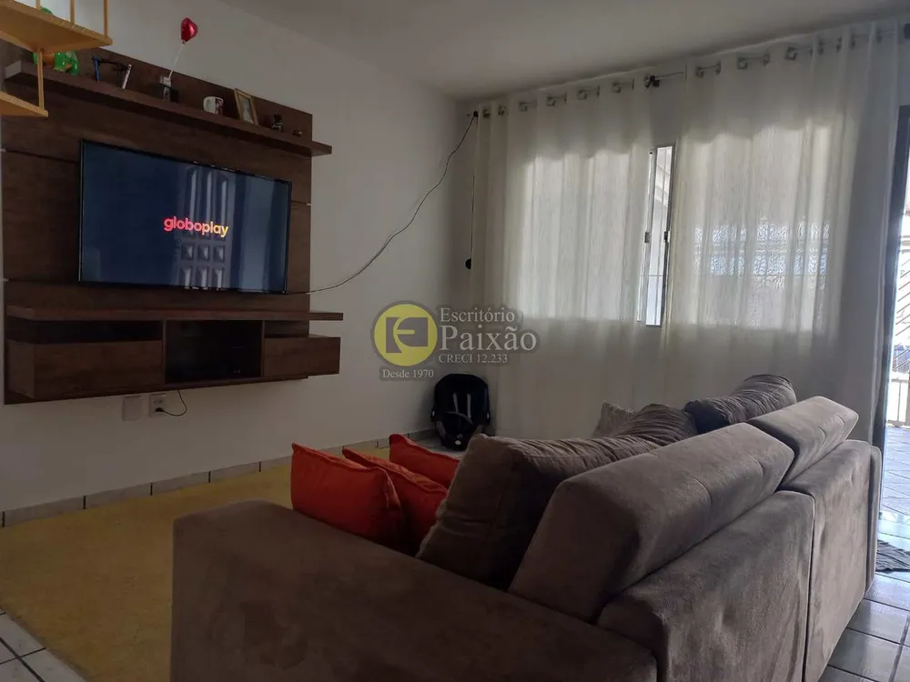 Casa, 3 quartos, 180 m² - Foto 1