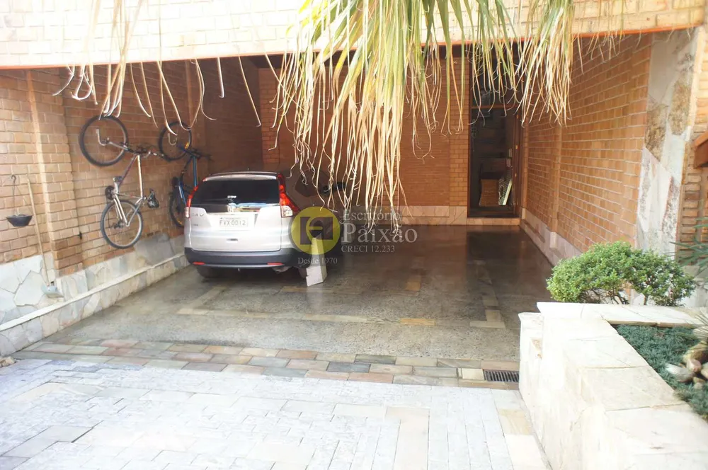 Sobrado, 5 quartos, 500 m² - Foto 1