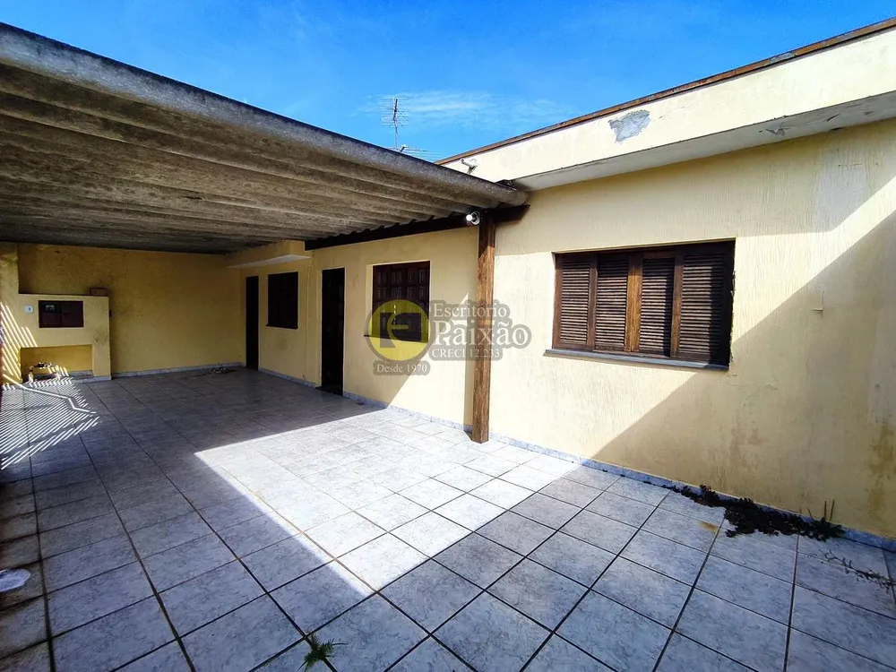 Casa, 3 quartos, 170 m² - Foto 3