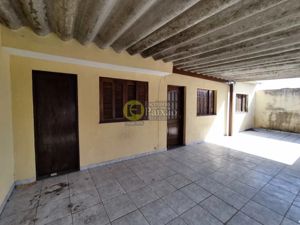 Casa, 3 quartos, 170 m² - Foto 2