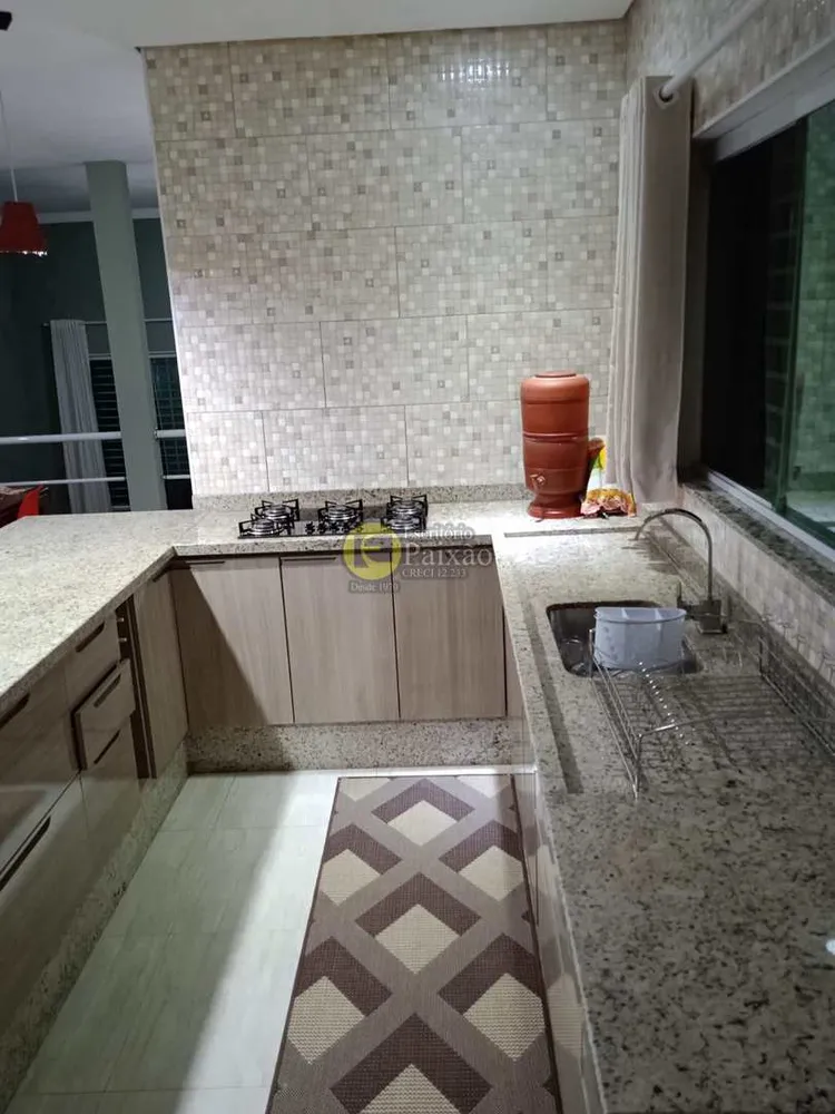 Casa, 3 quartos, 352 m² - Foto 8