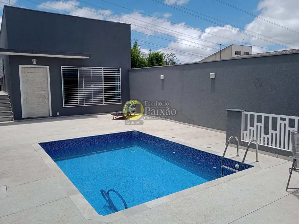 Casa, 3 quartos, 352 m² - Foto 1