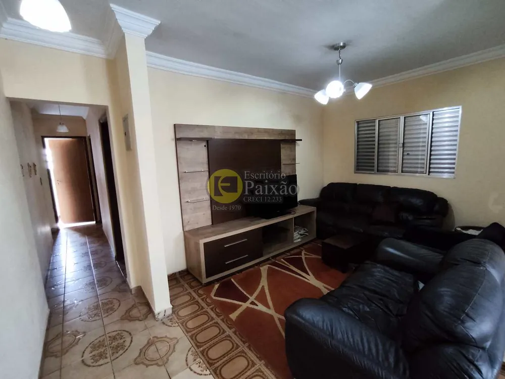 Casa, 3 quartos, 600 m² - Foto 2