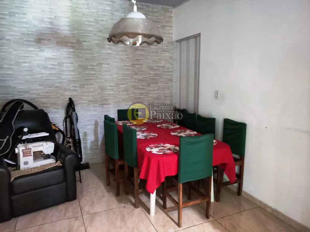 Casa, 3 quartos, 240 m² - Foto 10