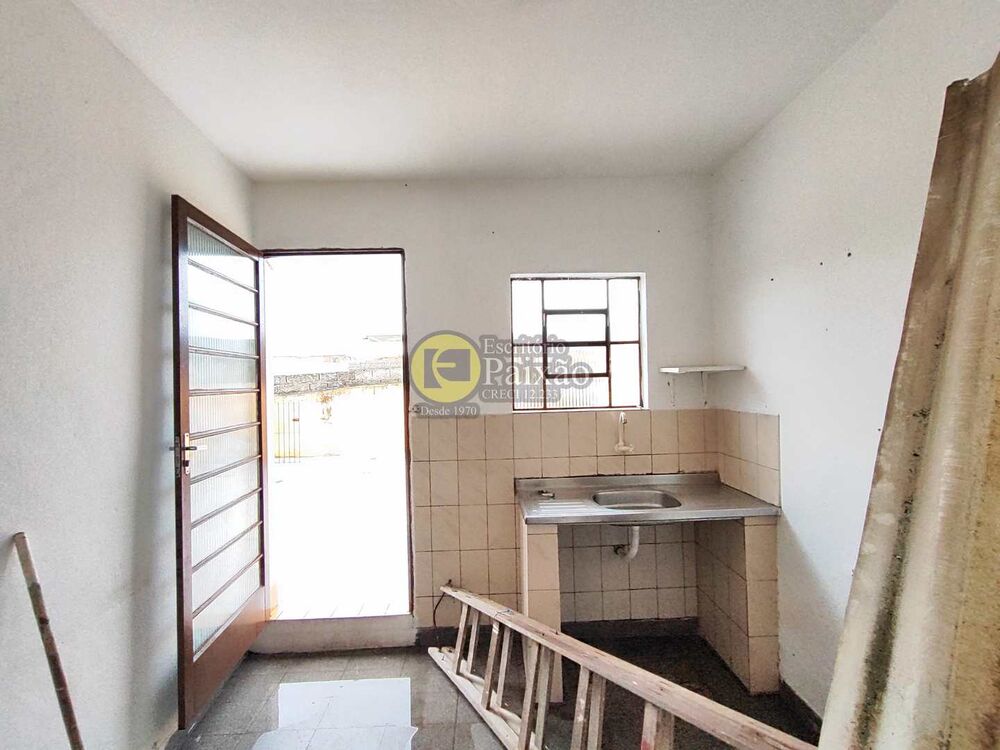 Casa, 2 quartos, 360 m² - Foto 4