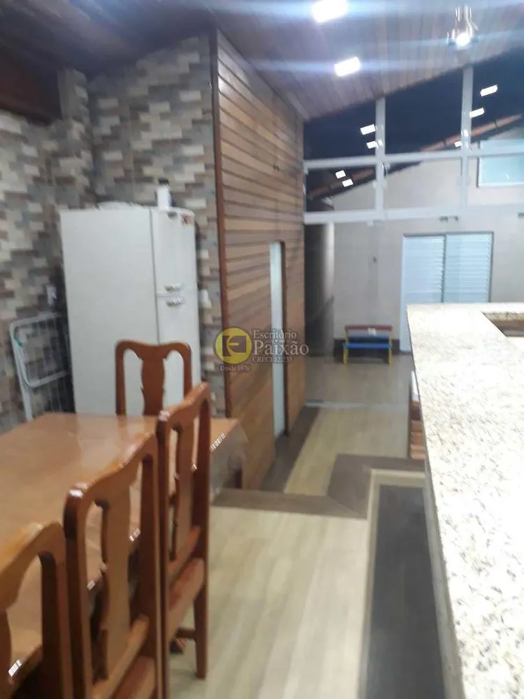 Casa, 3 quartos, 250 m² - Foto 9