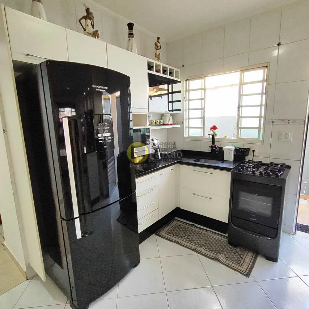 Casa, 3 quartos, 250 m² - Foto 9