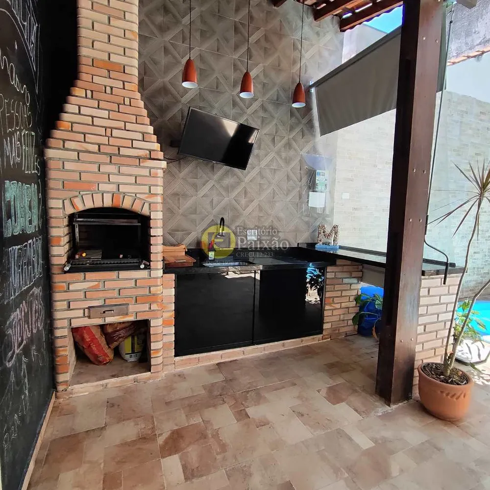 Casa, 3 quartos, 250 m² - Foto 4