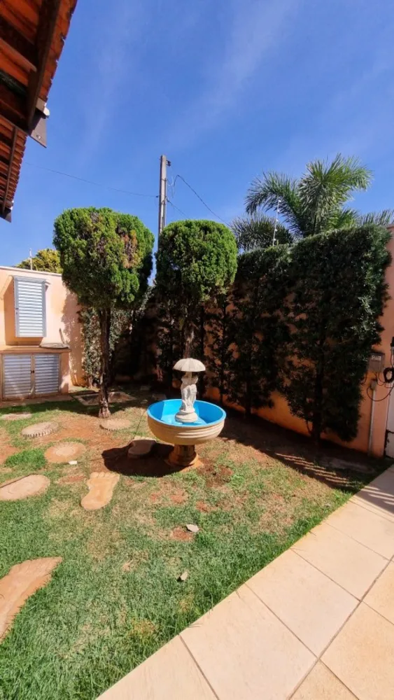 Casa, 4 quartos, 228 m² - Foto 3