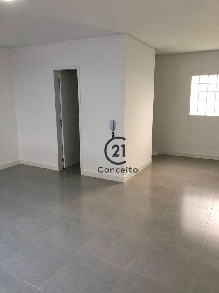 Casa à venda com 2 quartos, 123m² - Foto 2