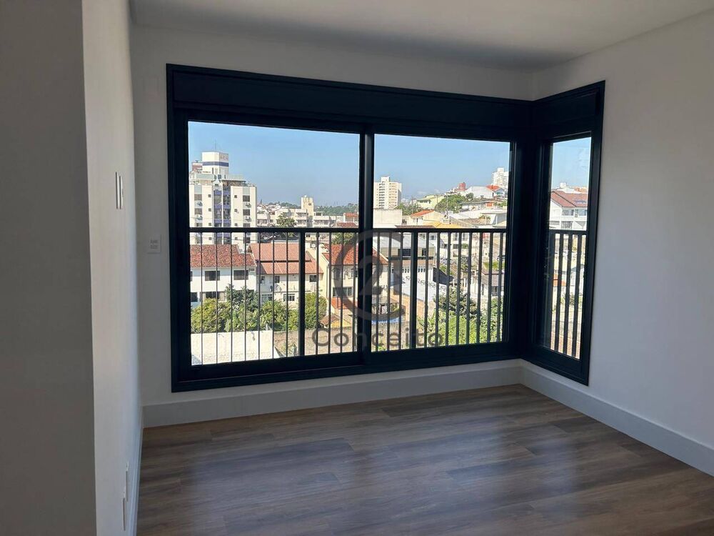 Apartamento à venda com 3 quartos, 112m² - Foto 2
