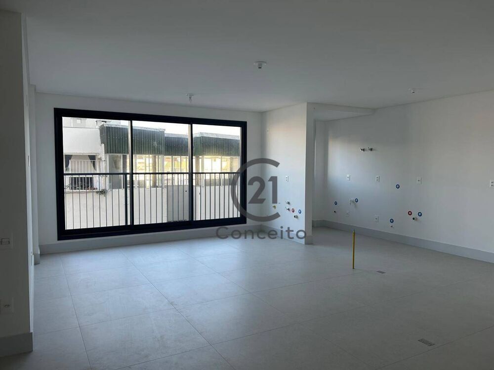 Apartamento à venda com 3 quartos, 112m² - Foto 3