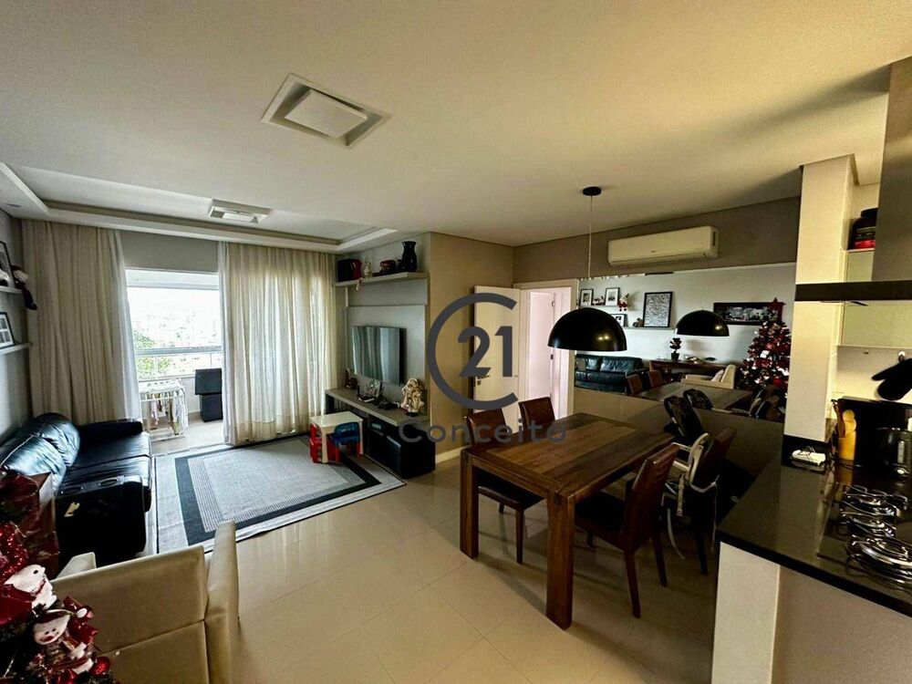 Apartamento à venda com 3 quartos, 98m² - Foto 3