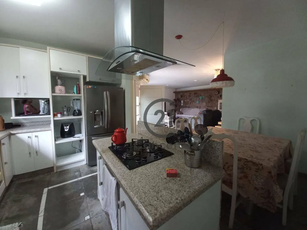 Casa, 4 quartos, 266 m² - Foto 3