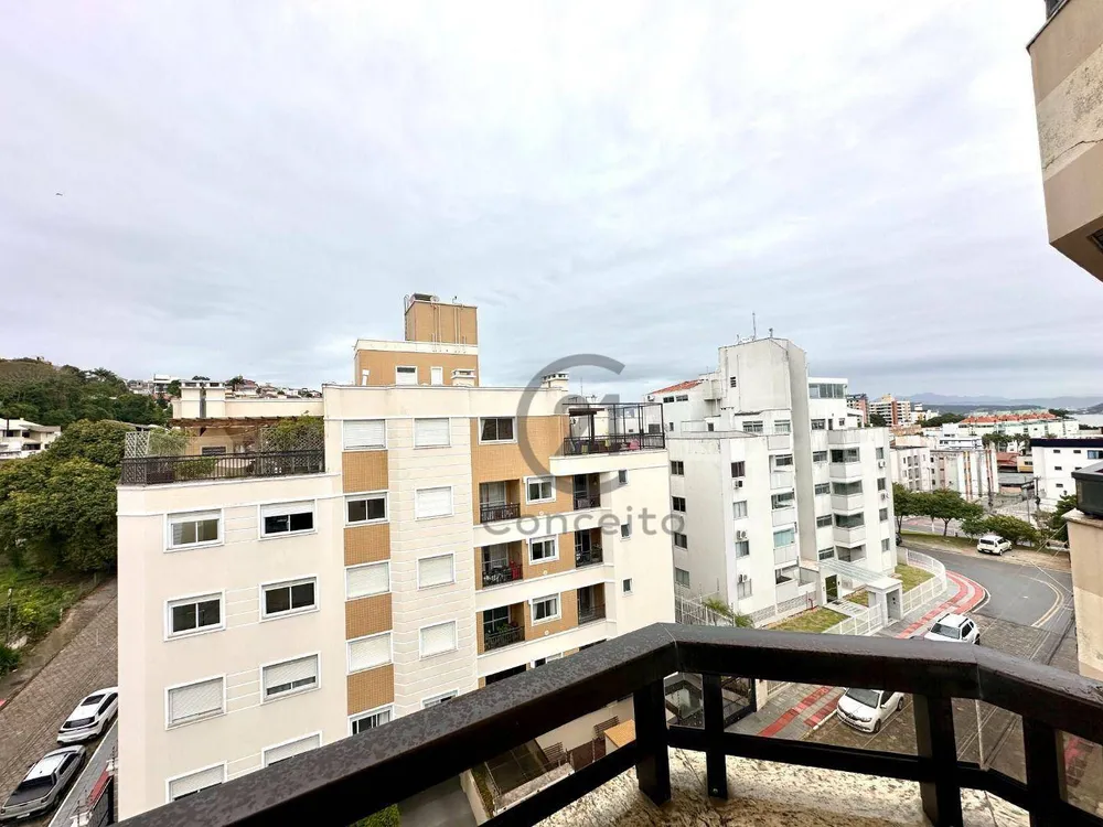 Apartamento, 3 quartos, 212 m² - Foto 2