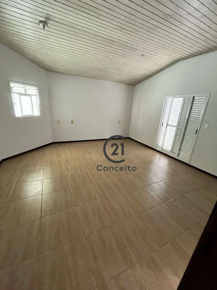 Casa, 7 quartos, 480 m² - Foto 1