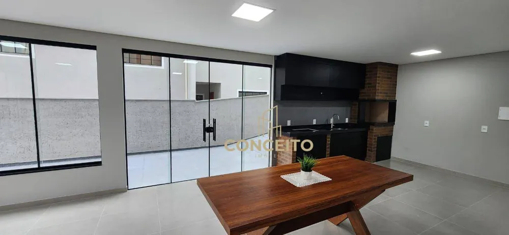 Casa, 3 quartos, 180 m² - Foto 1