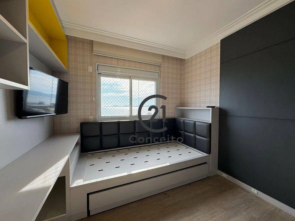 Apartamento, 3 quartos, 166 m² - Foto 1