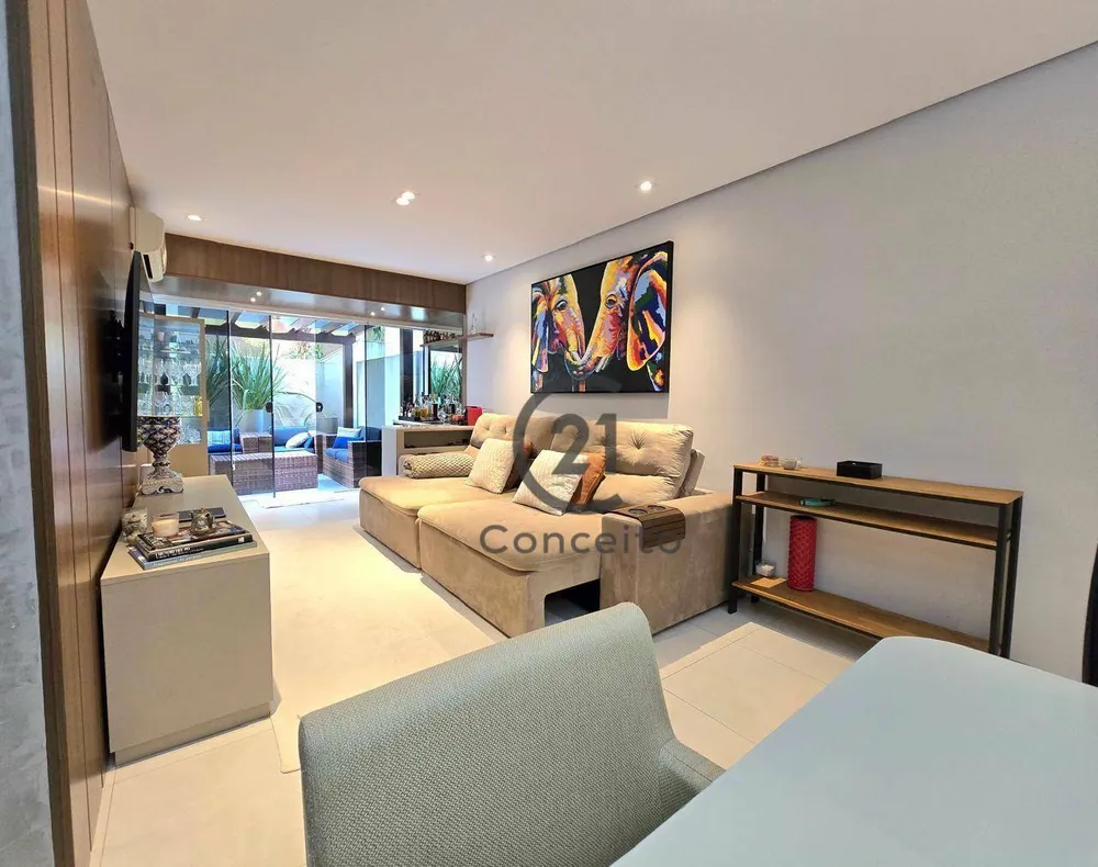 Apartamento, 3 quartos, 210 m² - Foto 1