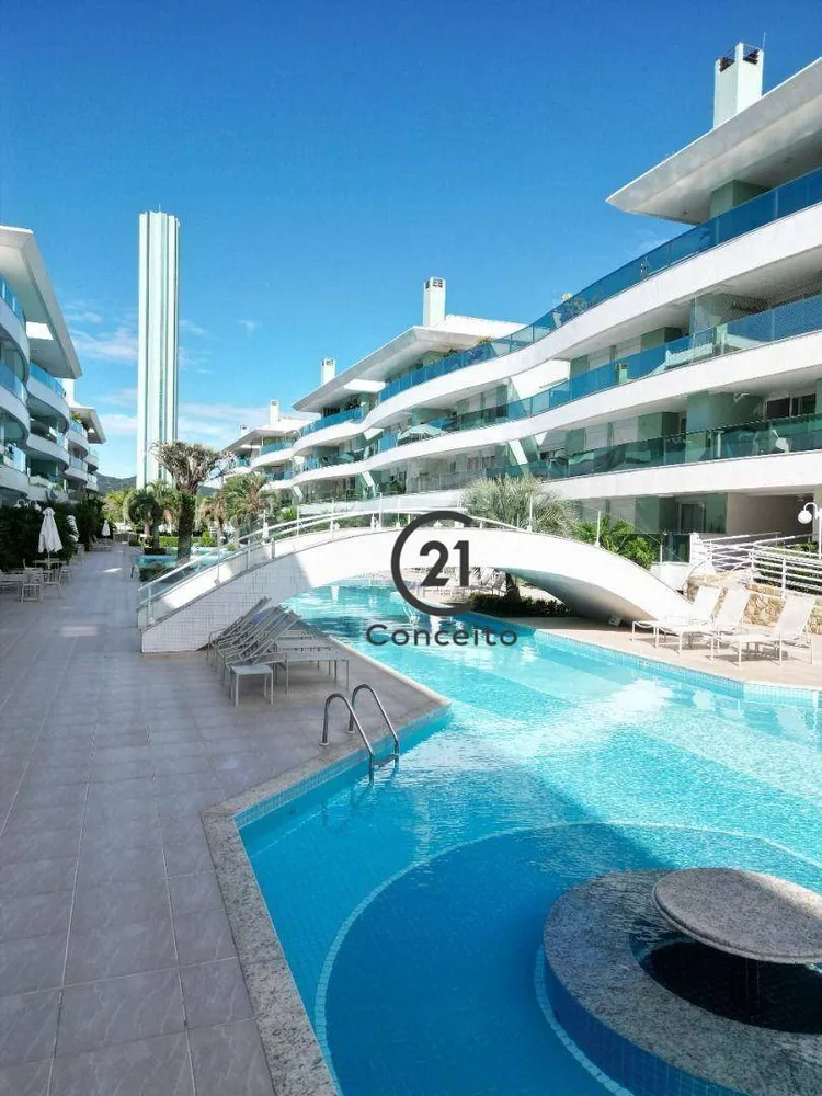 Cobertura, 3 quartos, 328 m² - Foto 2
