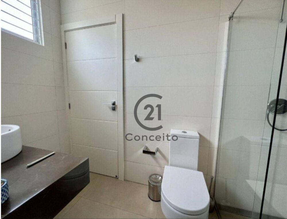 Casa, 3 quartos, 225 m² - Foto 2