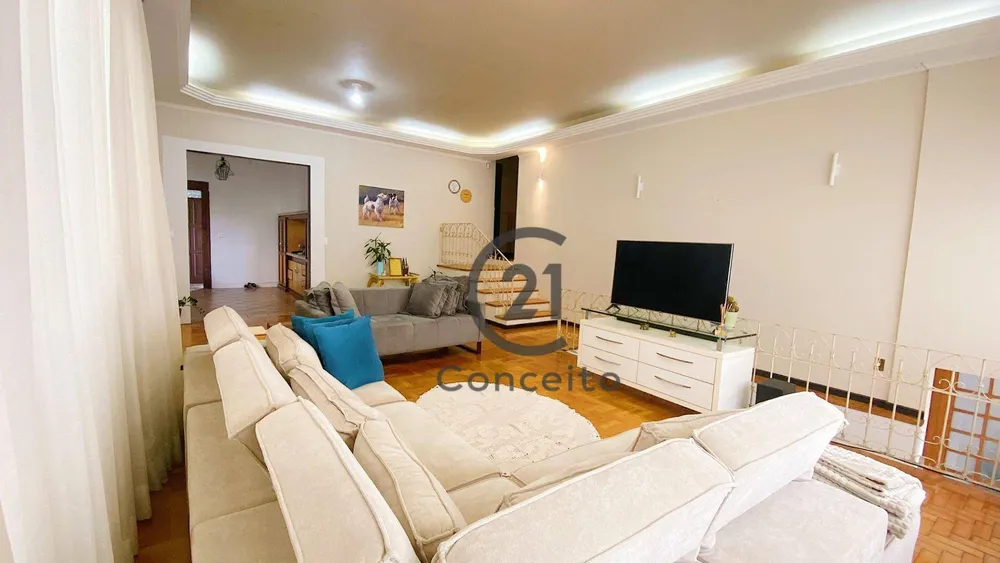 Casa, 6 quartos, 411 m² - Foto 1