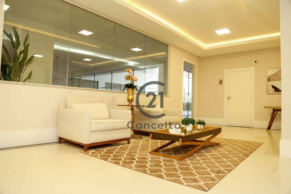 Apartamento à venda com 3 quartos, 179m² - Foto 1