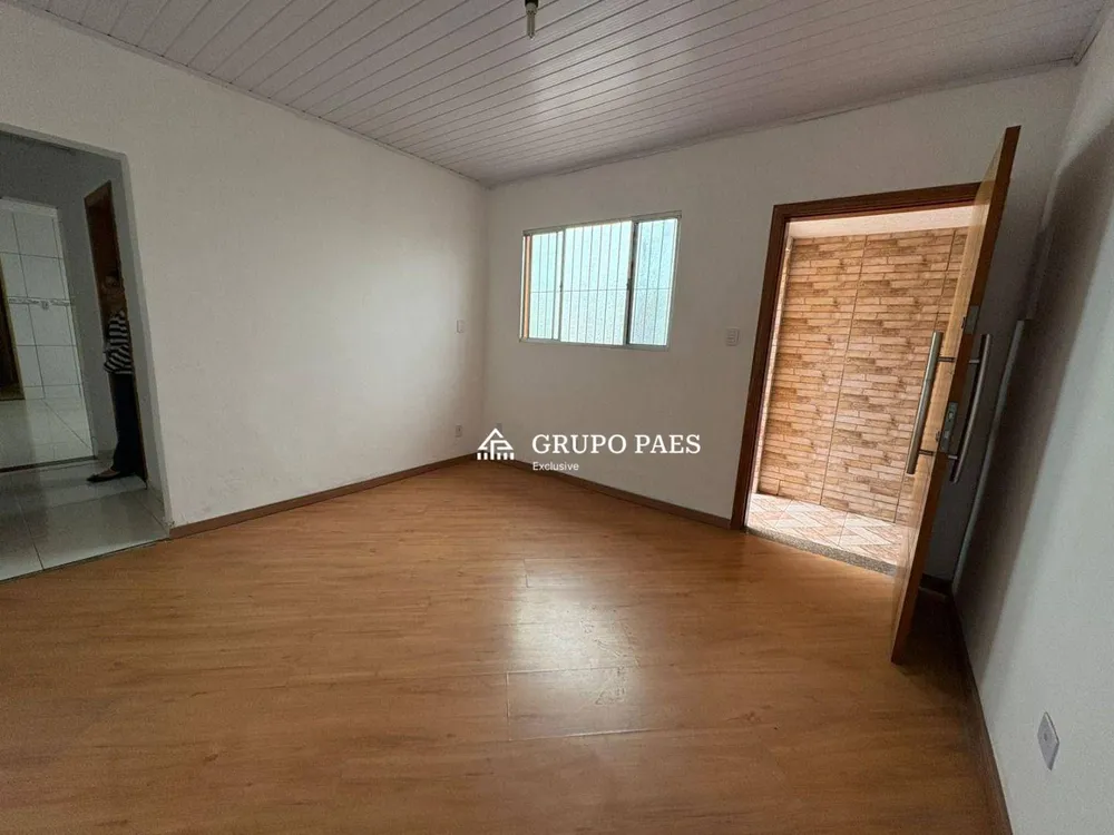 Casa, 3 quartos, 181 m² - Foto 1