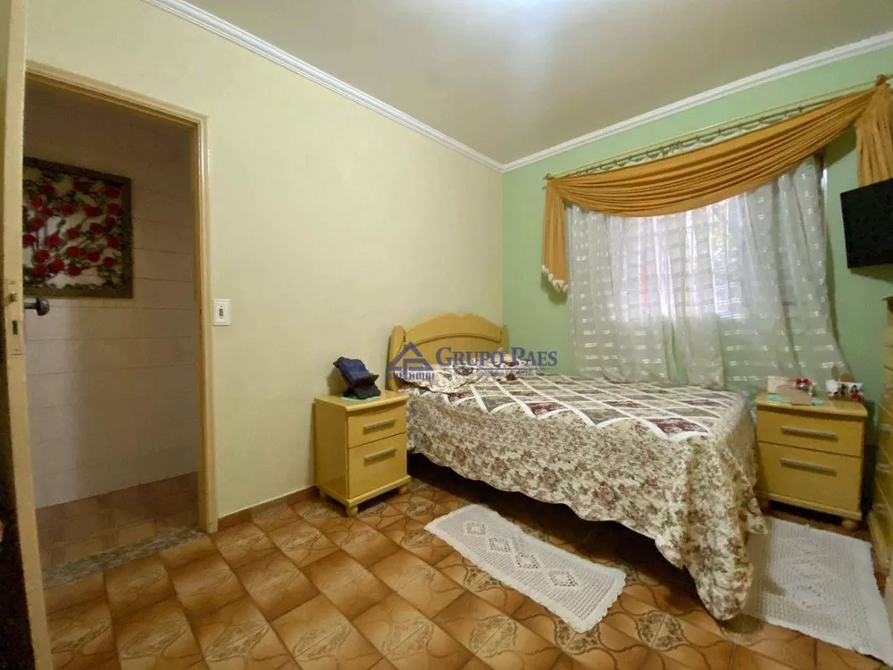 Casa, 4 quartos, 161 m² - Foto 1