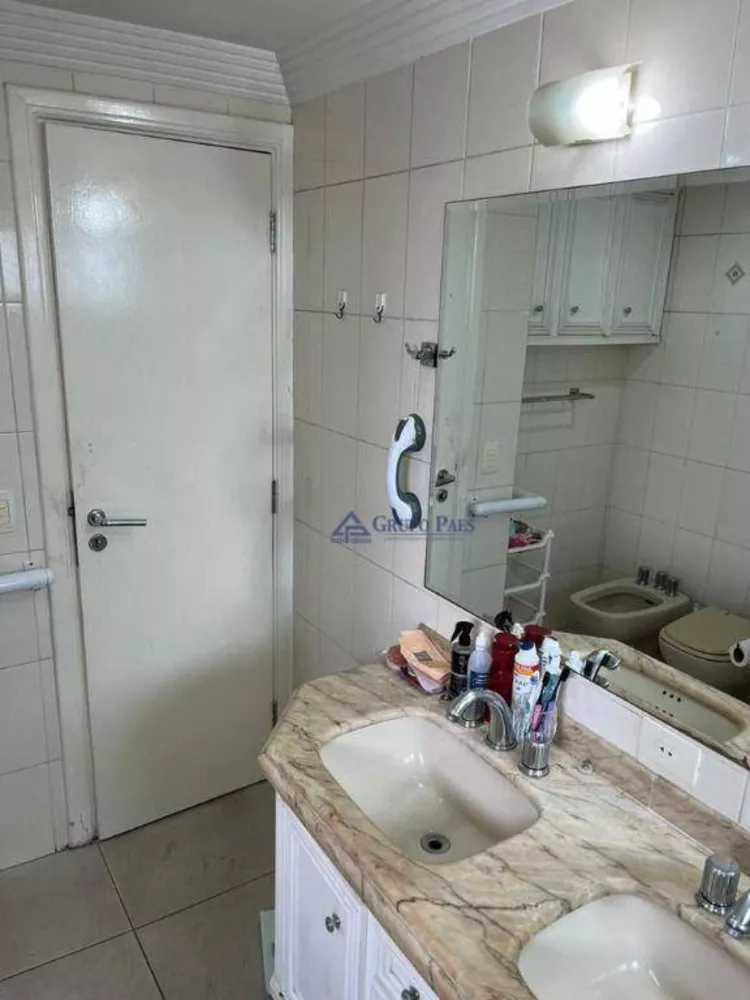 Apartamento, 3 quartos, 202 m² - Foto 11