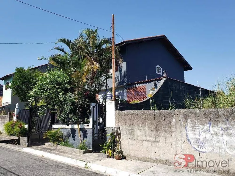 Sobrado, 3 quartos, 235 m² - Foto 2