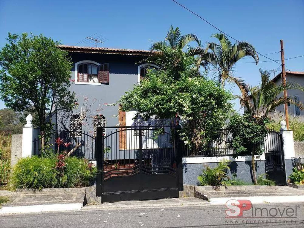 Sobrado, 3 quartos, 235 m² - Foto 1
