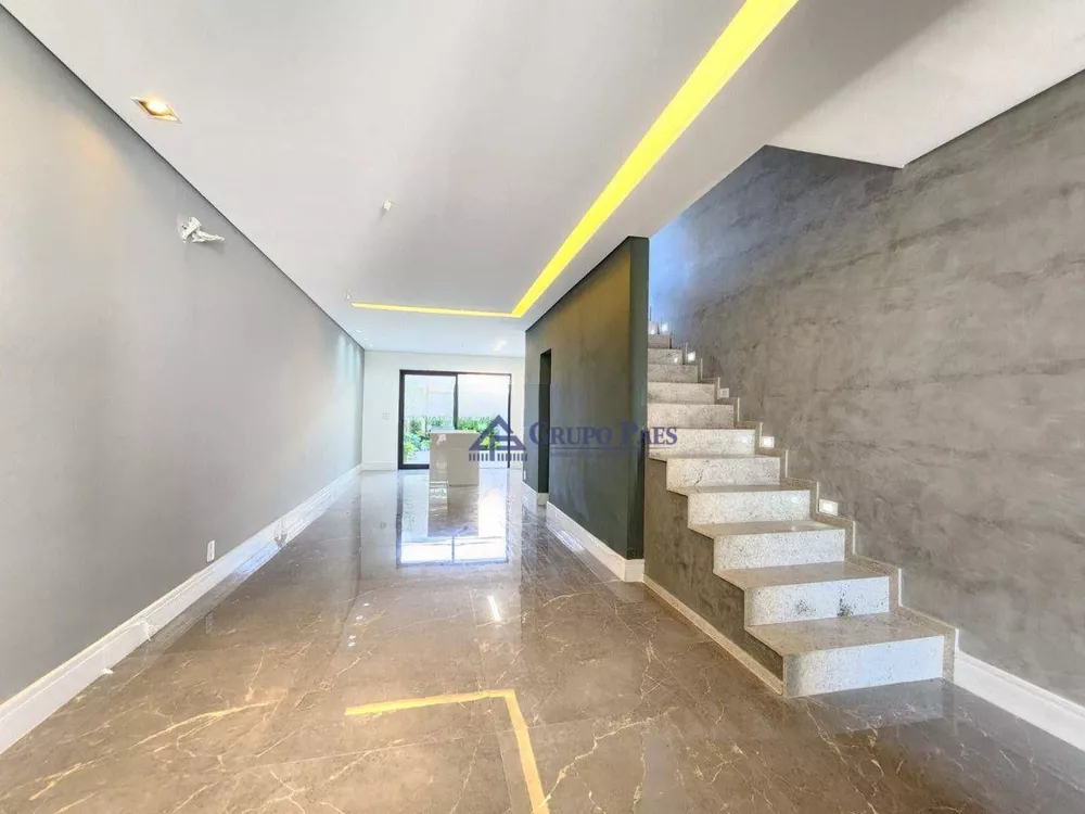 Sobrado, 3 quartos, 260 m² - Foto 1