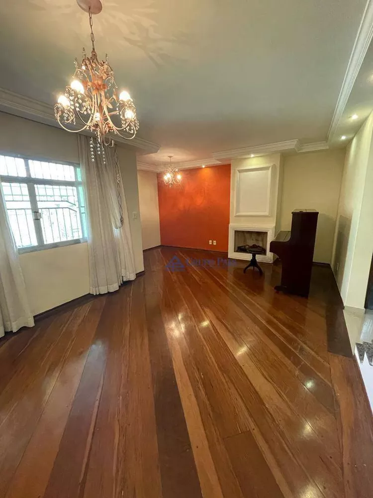 Sobrado, 3 quartos, 200 m² - Foto 2