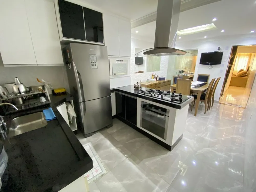 Sobrado, 3 quartos, 200 m² - Foto 5