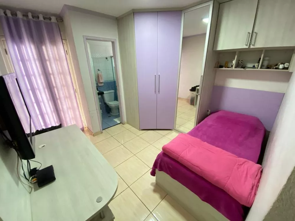 Sobrado, 3 quartos, 200 m² - Foto 1