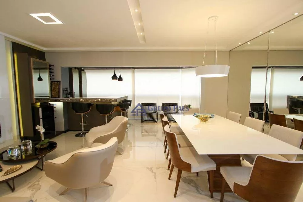 Apartamento, 3 quartos, 200 m² - Foto 1