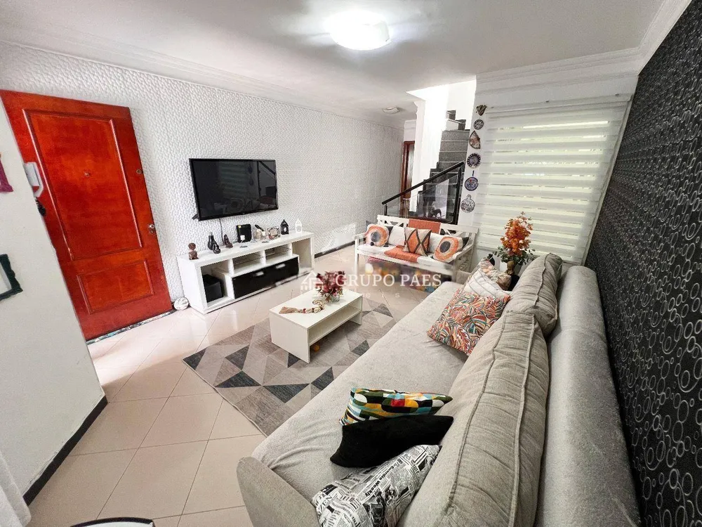 Sobrado, 3 quartos, 207 m² - Foto 1