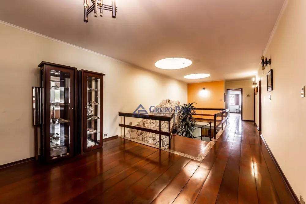 Sobrado, 5 quartos, 849 m² - Foto 2