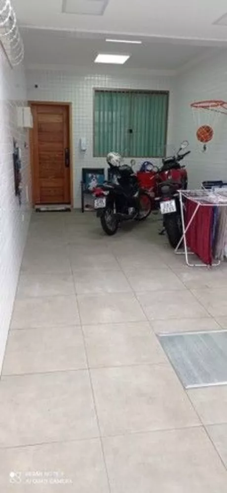 Casa de Condomínio à venda com 3 quartos, 250m² - Foto 16